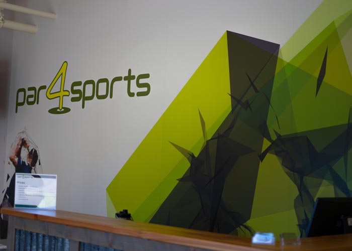 Par 4 Sports Front Room Sign